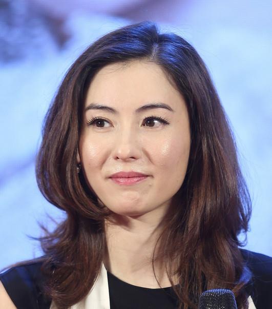 吃瓜她进娱乐圈